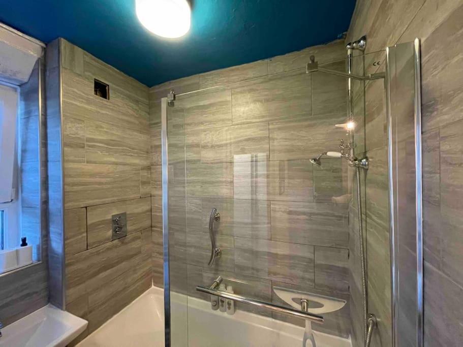 Brixton And Oval Apartment London Bagian luar foto